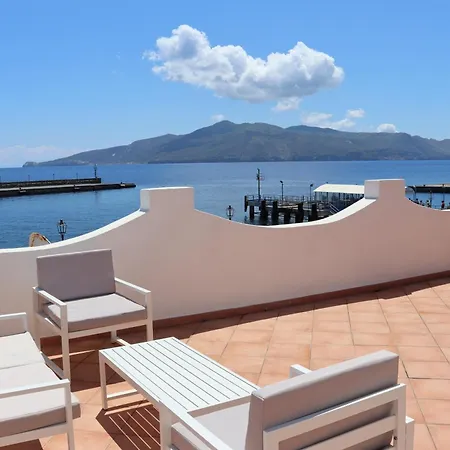 Casa Segreto, Sul Porto Di Holiday home