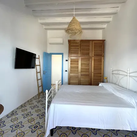 Casa Segreto, Sul Porto Di Holiday home