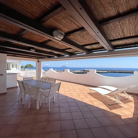 Nyaraló Casa Segreto, Sul Porto Di